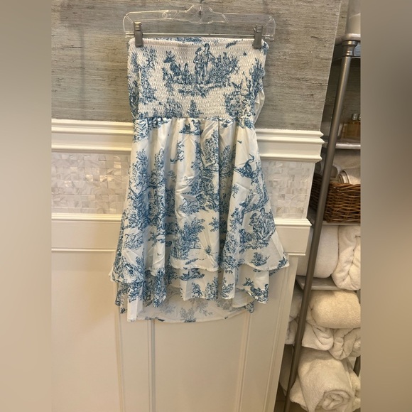 New XL 12 SHEIN vacay blue white toile strapless tiered dress shirred - Picture 7 of 17